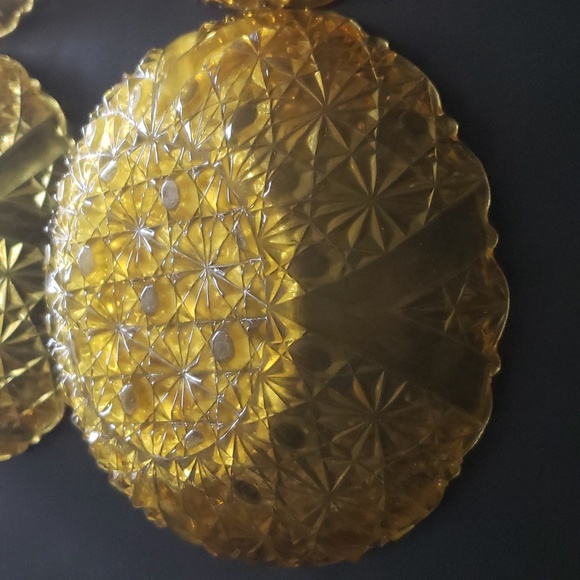 L.G. Wright Daisy and Button Amber Glass - Picture 6 of 12